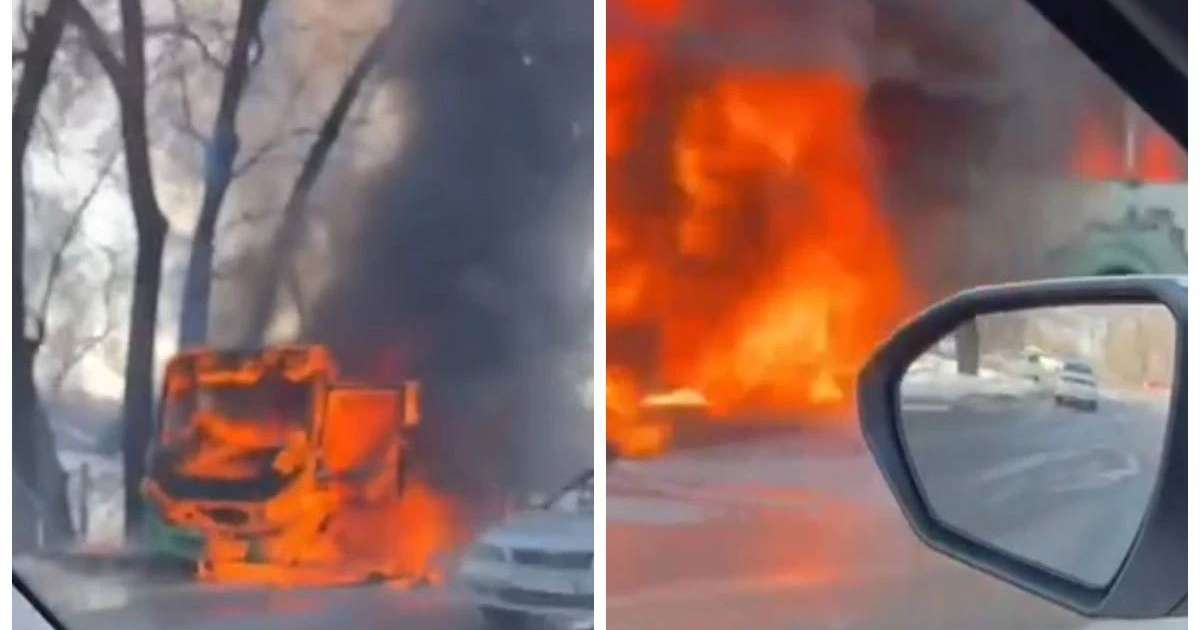 Алматыда автобус өртенді