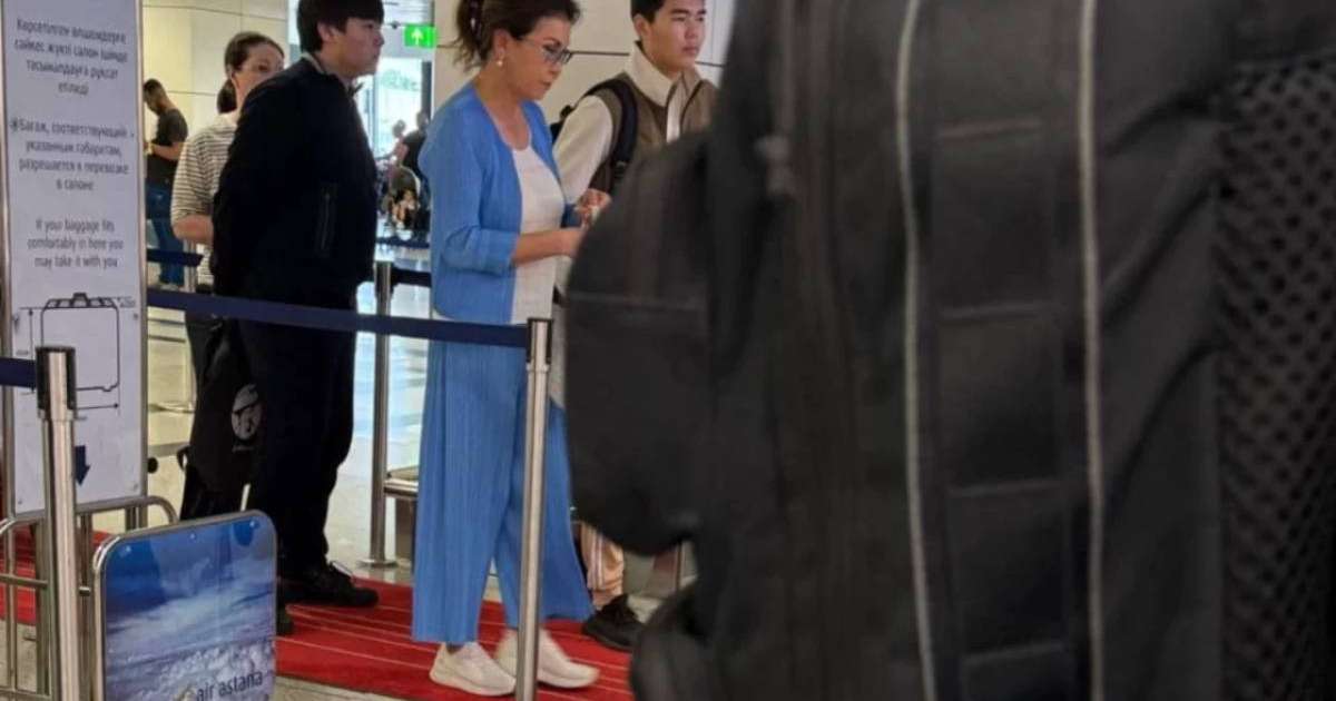 Дариға Назарбаева Дубай әуежайында жүр