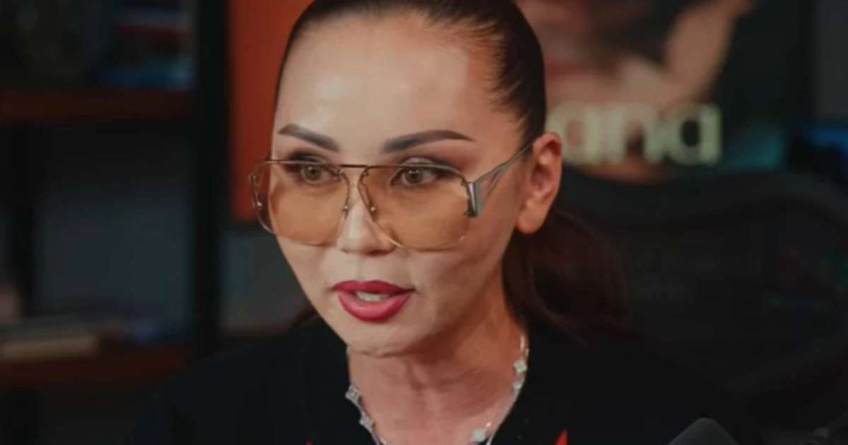 "Баяшка" деп атайды": Баян Мақсатқызы немерелері туралы айтты