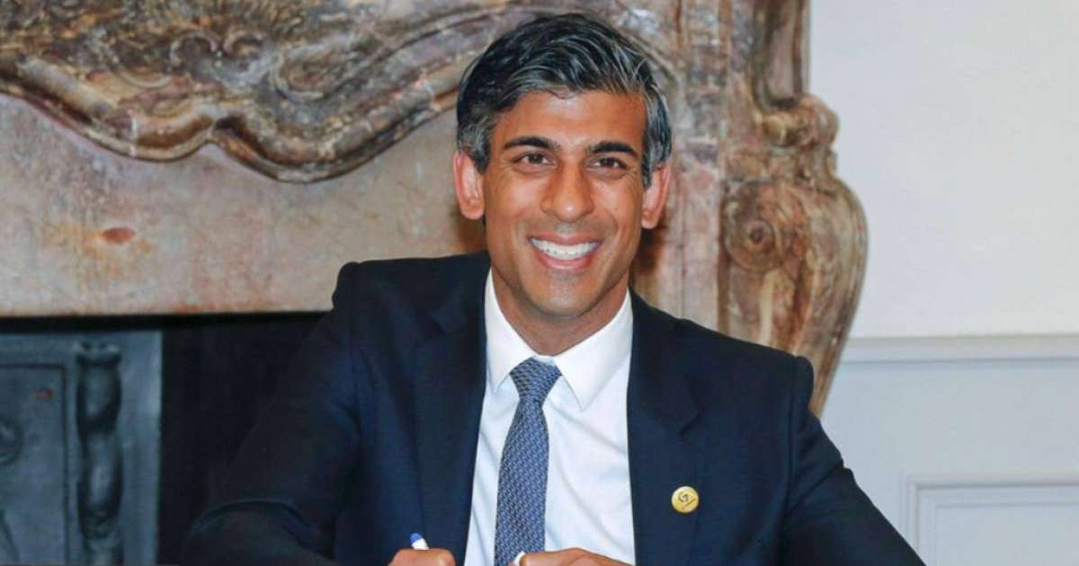 Жеңілістен кейінгі жеңіс: Риши Сунак билікке қалай келді?