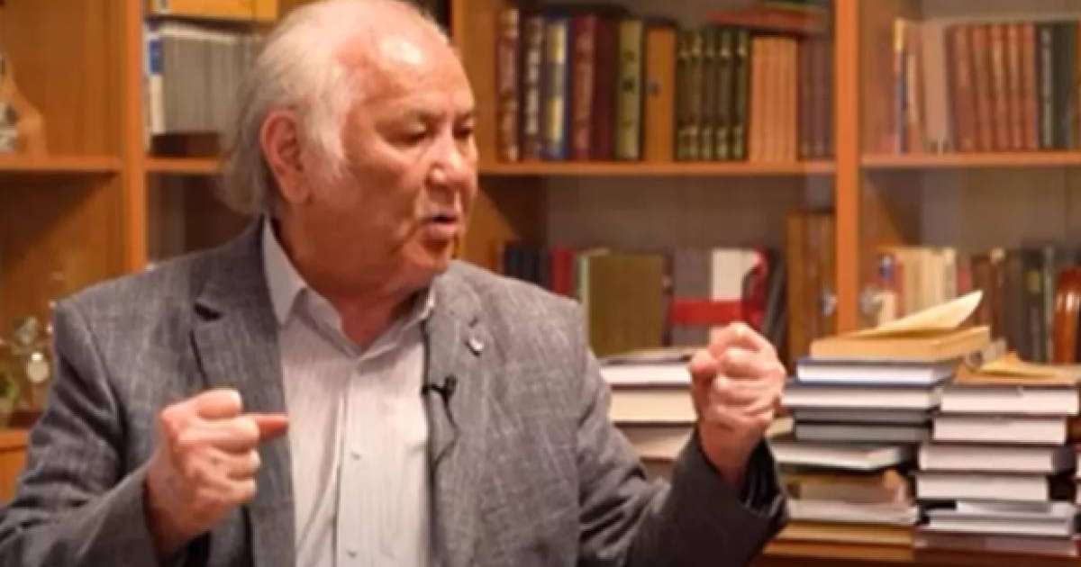 Дулат Исабеков Қазақстанның Еңбек Ері атанды