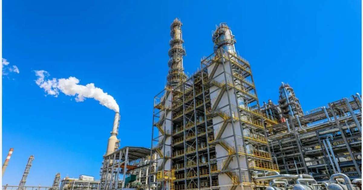 Атырау мұнай өңдеу зауытындағы жанжал: мафия берілмей ме?