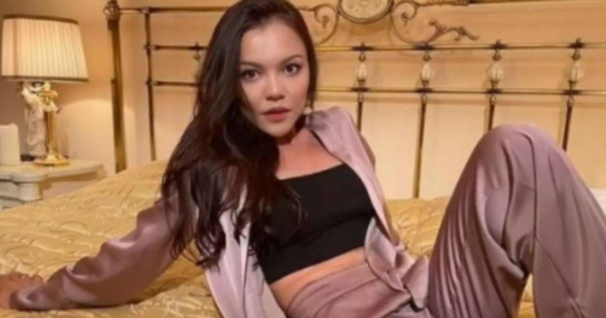 "Рұқсат сұраған жоқ": Жарқынай Ханайым өзге актрисамен сүйіскен күйеуі жайлы пікір білдірді