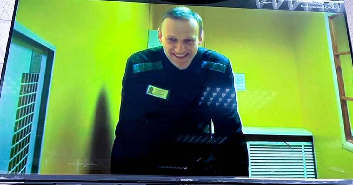 "Денесі мәйітханада жоқ": Алексей Навальныйдың жақтастары оппозиционердің мәйітін туыстары ала алмағанын айтты