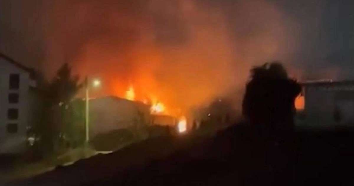 Түнгі клубта 51 адам тірідей жанып кетті (видео)