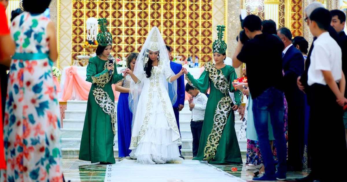 Қыз ұзату тойына тілек/Кыз узату тойга тилек