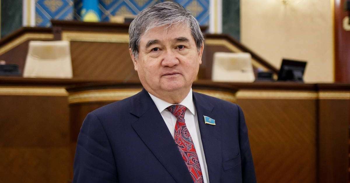 Сауытбек Абдрахманов 70 жаста: Алдыңғы буынның ақжармалары