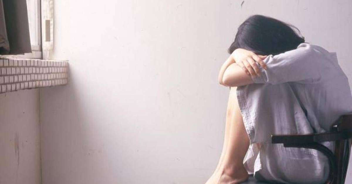 Деканның орынбасары студент қызды зорламақ болды