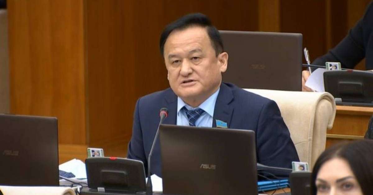 Қазақ министрі қазақша сөйлесе қуанатын масқара жағдайға жеттік – Тәуелсіздігіміздің  30 жылдығының «жетістігі» (ВИДЕО)