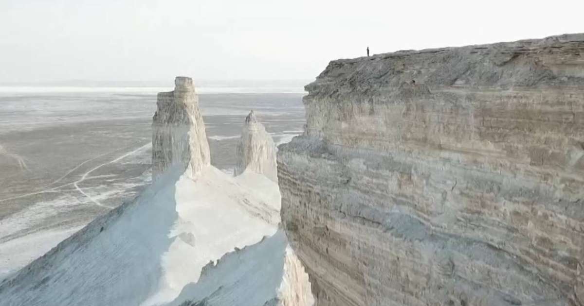 Америкалық жазушы: Бозжырадағы құрылыс — қазақ халқына қарсы қылмыс