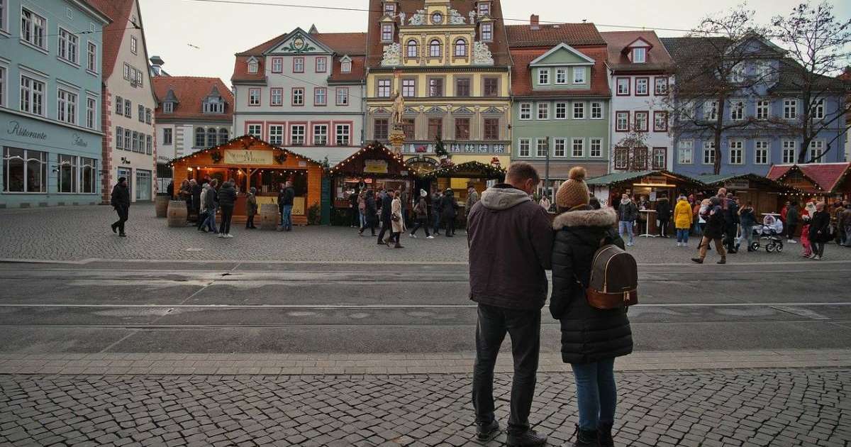 Қарағандыда ұры "звондап алайын" деп, кейін телефонмен қашып кеткен