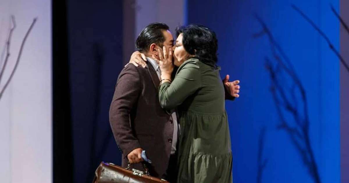 Балаларды жыныстық қатынасқа үйретіп жатқан қойылым