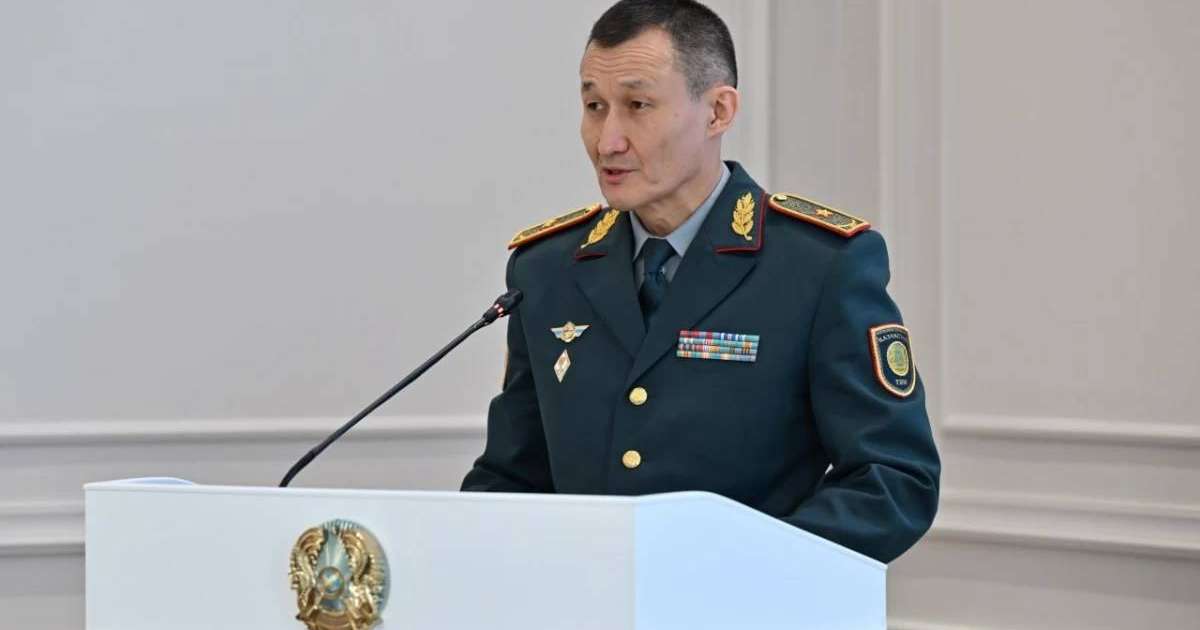 "Егер сіз өз жұмысыңызды ауыр санасаңыз, ашығын айтыңыз": Тоқаев төтенше жағдайлар министріне ескерту жасады