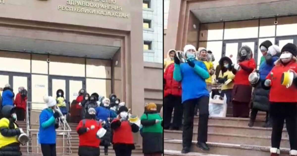 Астанада бір топ адам министрлік алдында пикет өткізді