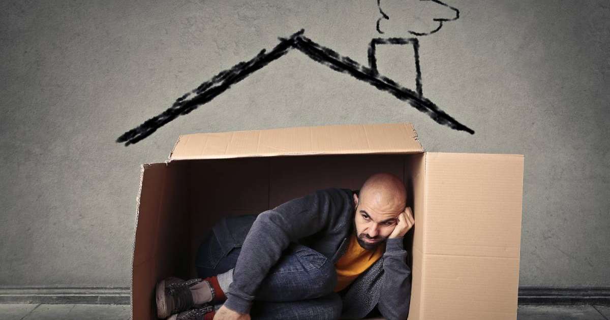 Алматының үйлері "ұшып жатыр"