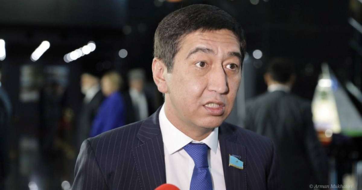 Блогерлер өтірік ақшасы мен көліктерін көрсетеді — Ринат Зайытов