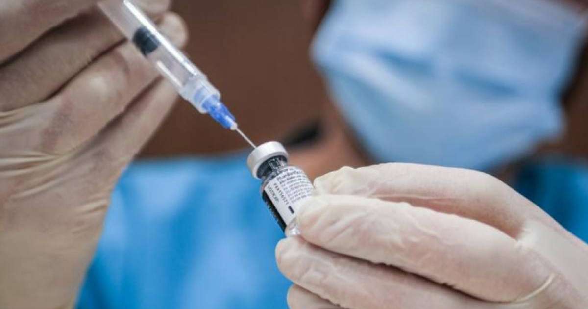 Вакцина алмағандар жұмысқа жіберілмейді - Министр бұйрығы шықты