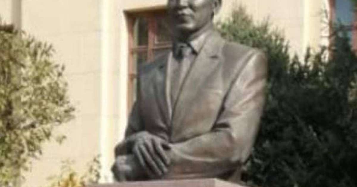 Биыл Нұртас Дәндібайұлының туғанына 120 жыл