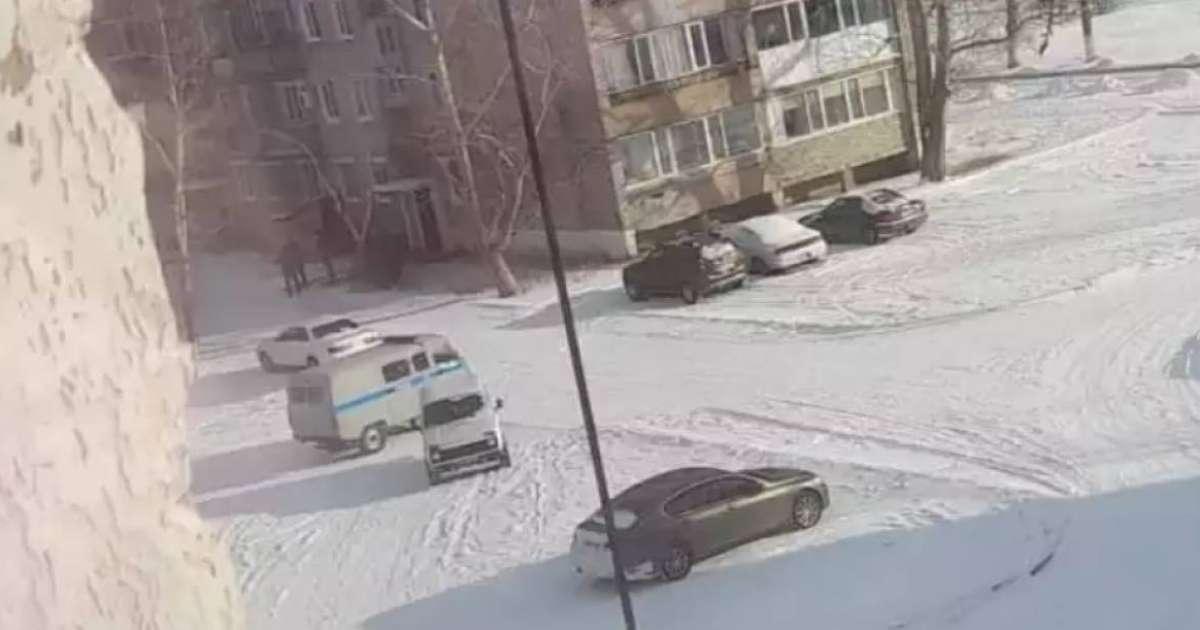 ШҚО-да қылмыскер екі ер адамды өлтіріп, артынша өзіне қол салды