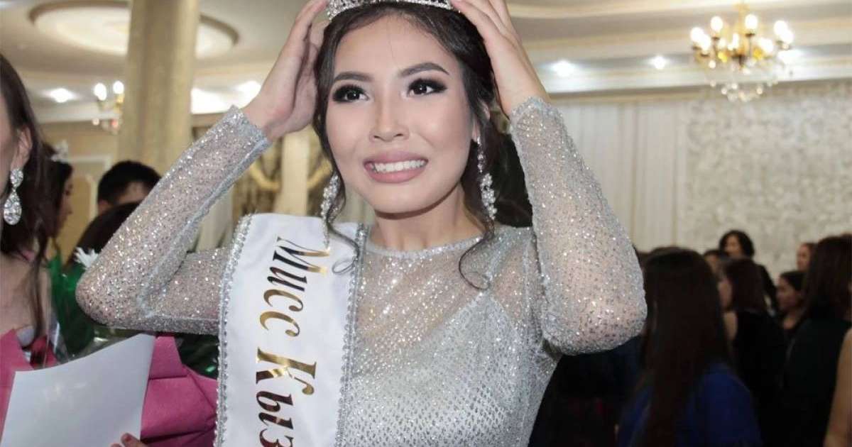 "Орысша сөйлей алмайды": Қызылорда аруы атанған қыздың дәмханада ыдыс жуып жүргені рас па