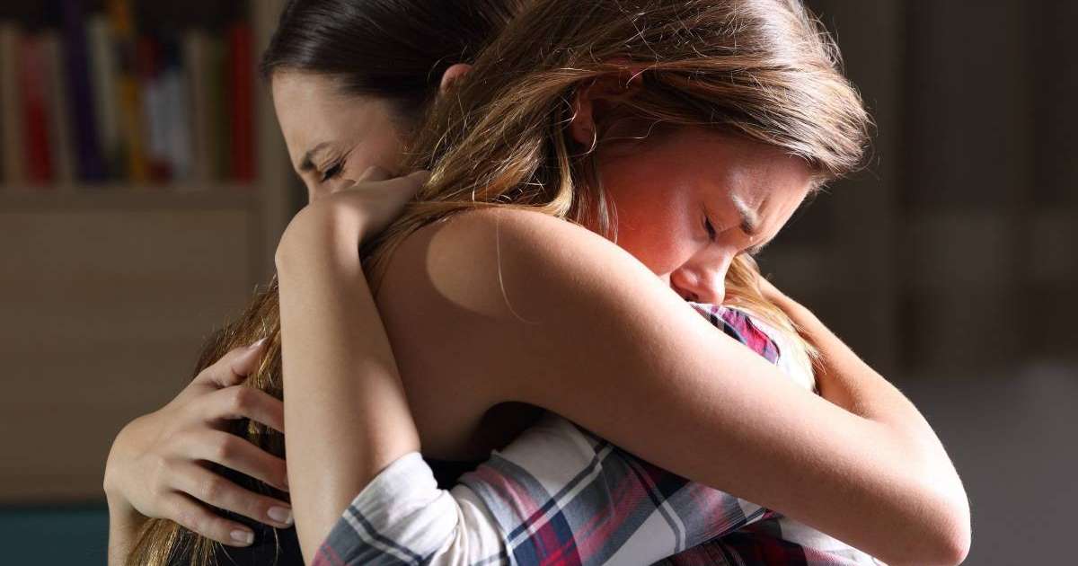 Екібастұзда қырықтағы блогер 14 жасар қызды зорлағаны үшін 15 жылға сотталып кетті