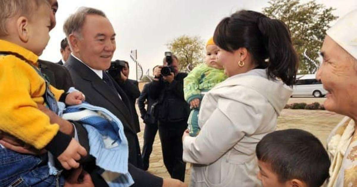 Шығарма: 1 Желтоқсан - Тұңғыш Президент күні (Елін сүйген, елі сүйген Елбасы)