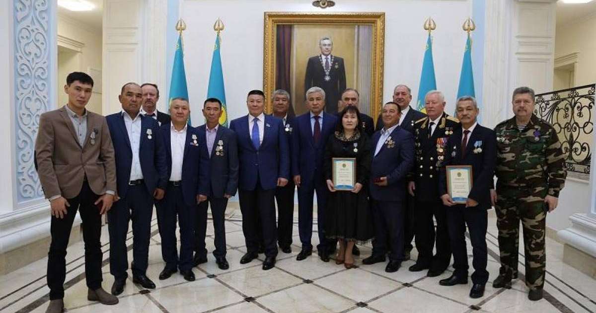 阿富汗战争哈萨克斯坦功勋老兵授勋仪式在莫斯科举行