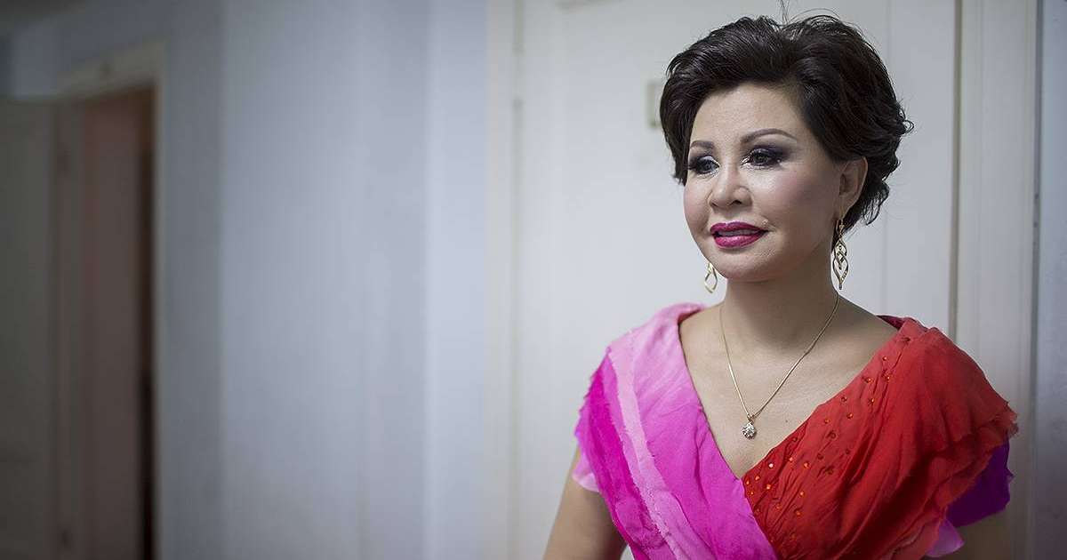 Роза Рымбаева: Халықтың талғамы төмен болса, "Чип-чип" әнін тыңдап жүре береді