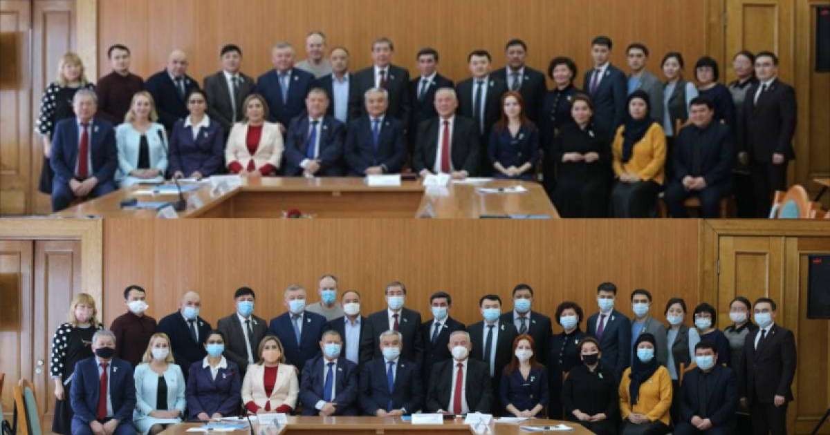 Демалмай тұрып суретке түскен депутаттарға айыппұл салынуы мүмкін