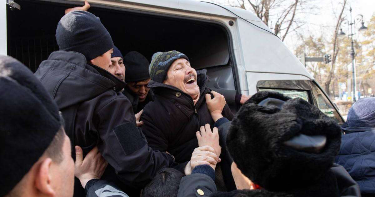 22 ақпандағы митингіде 53 адам ұсталды