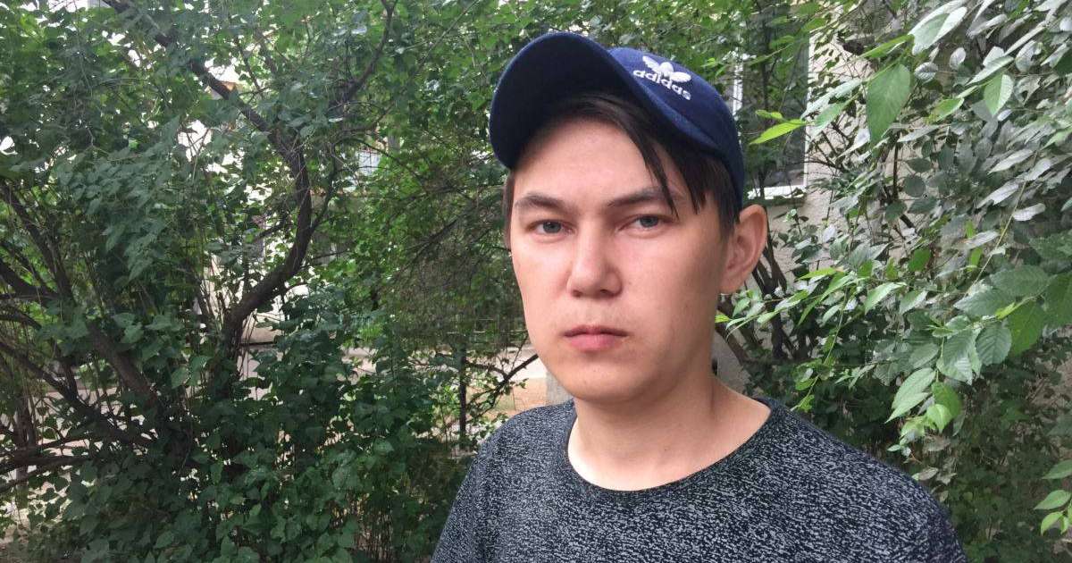 Жергілікті газет қызметкері оралдық белсендіні сотқа берді