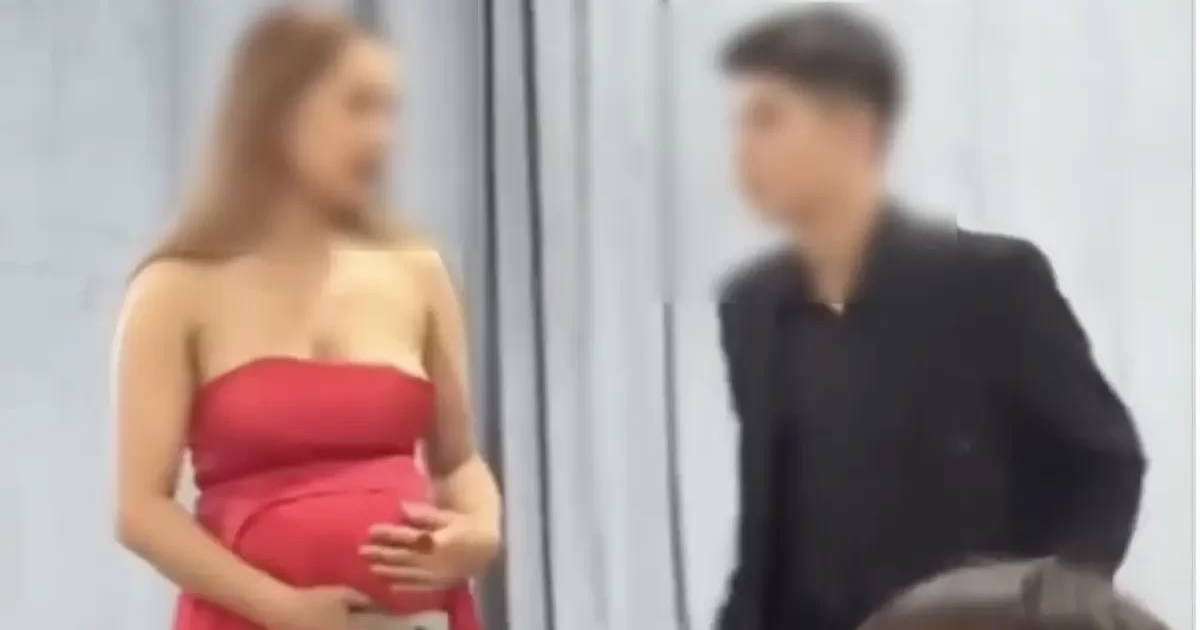 Аяғы ауыр Ерке мен Раймға пародия жасаған жасөспірімдер сынға ұшырады