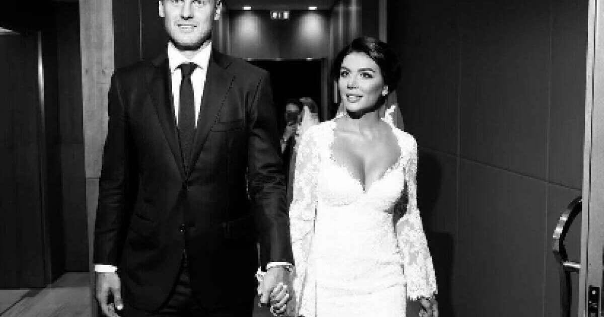 Әнші Анна Седакова экс-күйеуін өлтірді деген күдікке ілінді