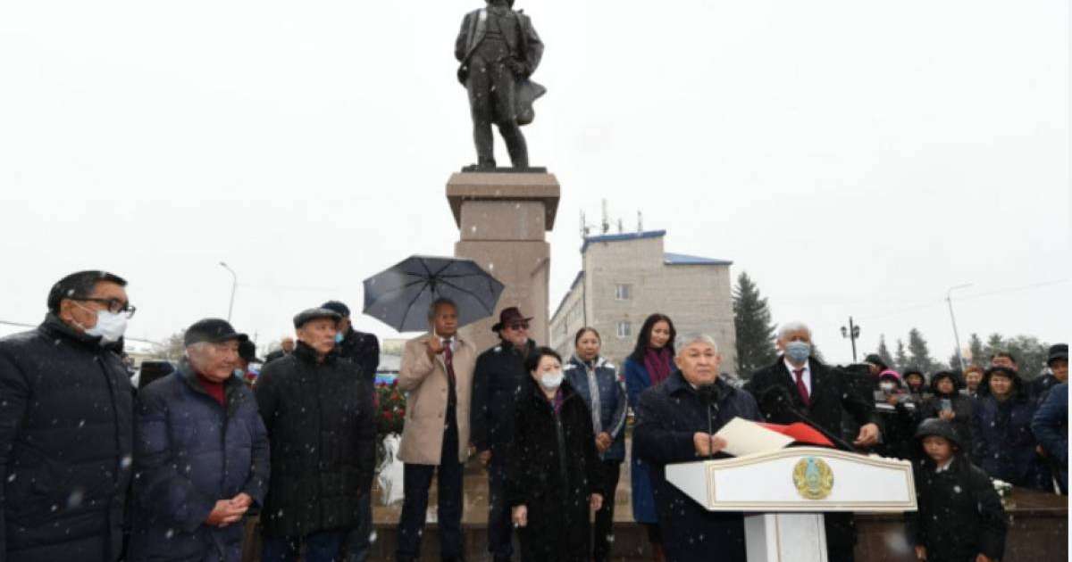 Нарынқолда Мұқағали ескерткіші ашылды