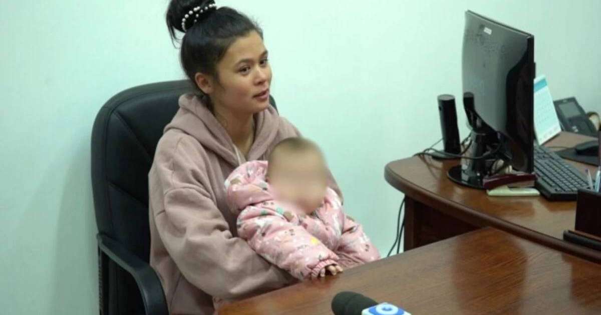 "Балалар отпен ойнаған": Шымкентте әйел өрт болған көрші үйден алты баланы құтқарып қалды