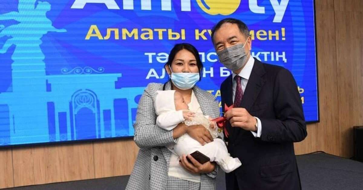 Алматының екі миллионыншы тұрғыны баспаналы болды