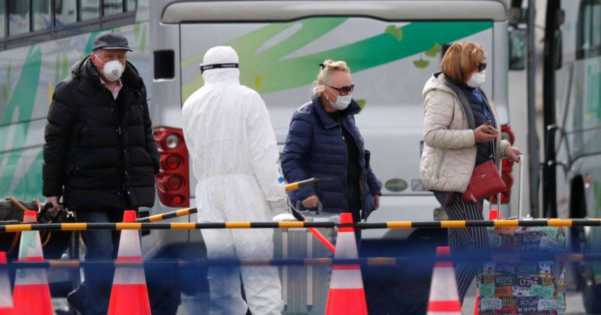 Коронавирус табылған кемеде қалған екі қазақстандық карантиннен шықты