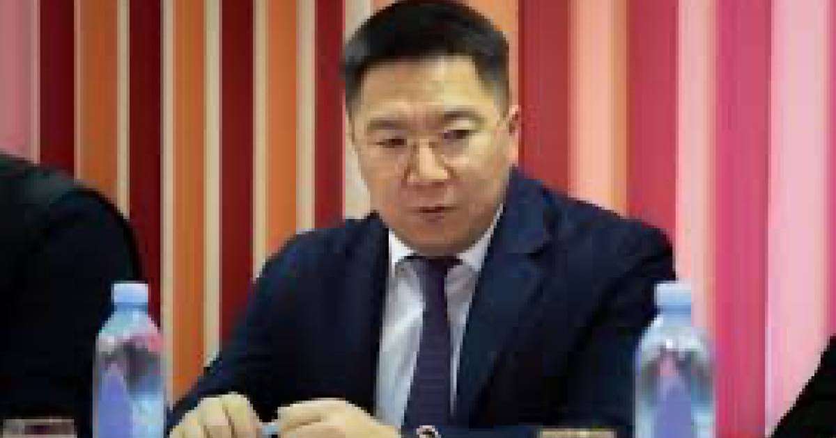 «Біреудің отбасын әдейі бұзып...»: Желіде экс-шенеуніктің тоқалы туралы тың дерек тарады