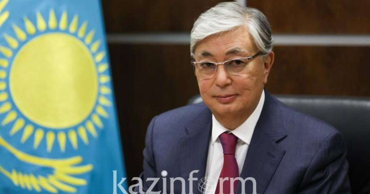 托卡耶夫总统会见教科部部长