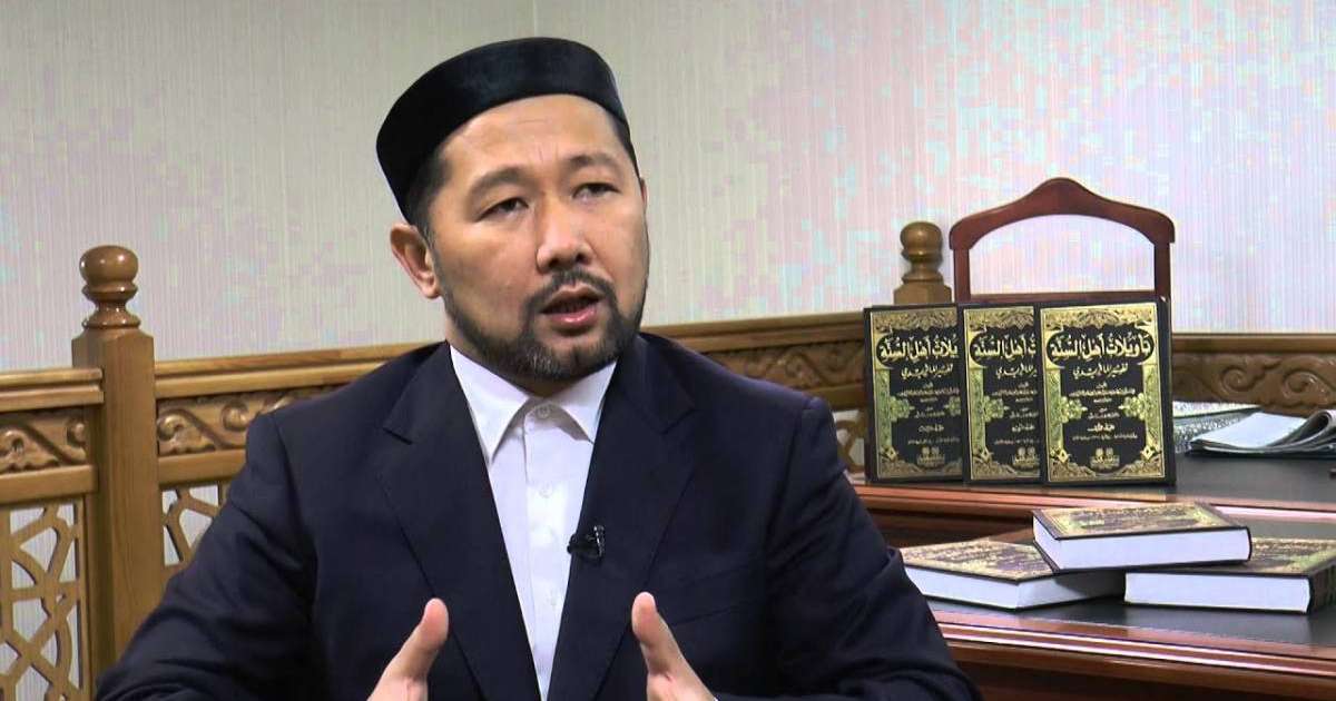 Бас мүфтиіміздің айналасы толған салафиттер