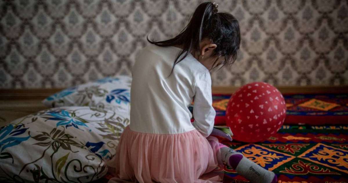 Босатып жіберген. 12 жастағы қызды зорлаған қылмыскерге шығарылған үкім күшін жойды