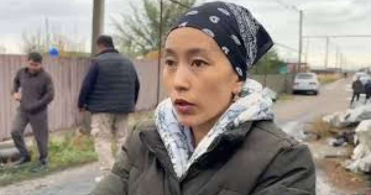 Ата-анамнан бөлек шыққым келеді: Қаржаубай Нұрымовтың қарындасы халықтан ақша жинауда (ВИДЕО)