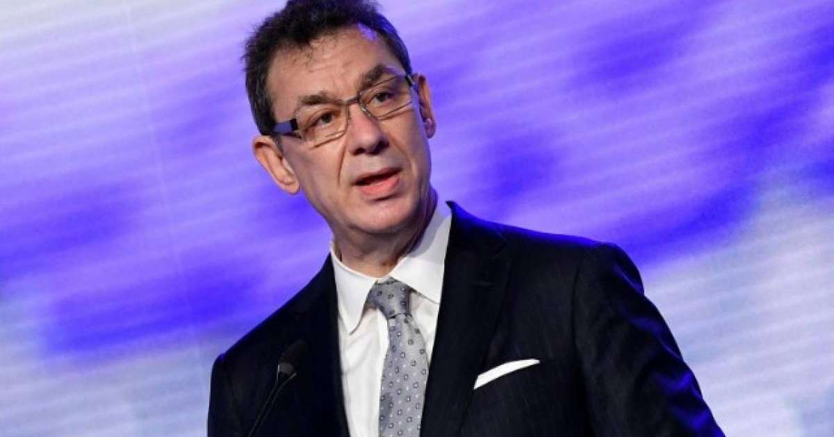 Төрт рет вакцина алған Pfizer компаниясының директоры коронавирус жұқтырды