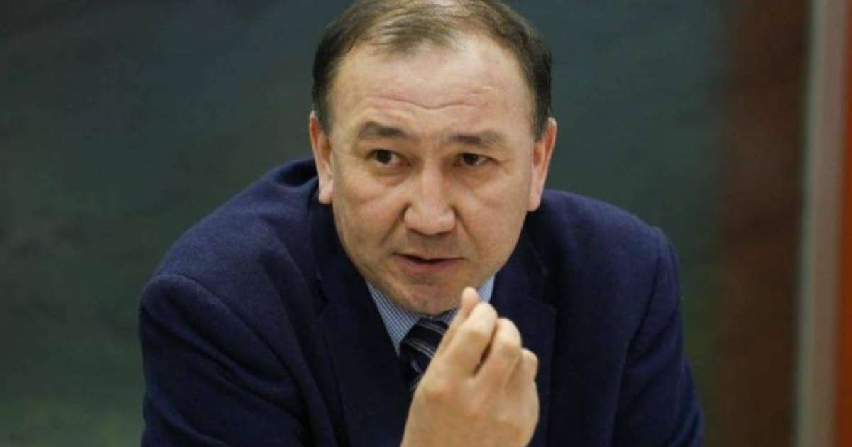 «Неге түрмеге отырғызасың?”Бәшімов күйеуінен қорғану үшін полиция шақырған әйелдерді айыптады