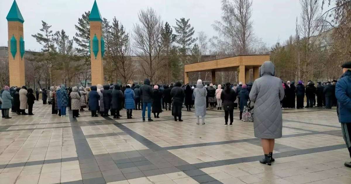 Павлодарда Қуандық Бишімбаевтың өлтірілген әйелімен қоштасу рәсімі өтті