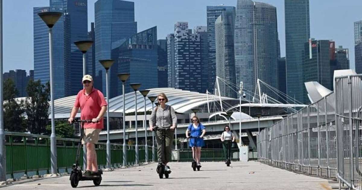 新加坡禁止电动滑板车驶入人行道