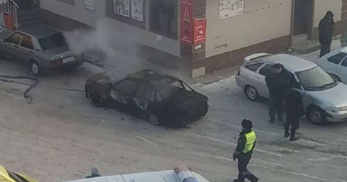 Нұр-Сұлтанда көлік жуу ғимаратында тұрған 14 көлік өртеніп кетті