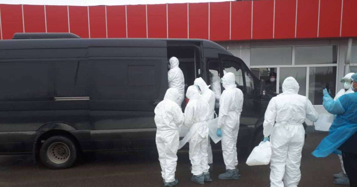 Үш күн бұрын Қытайдан эвакуацияланған студенттер карантиннен шықты