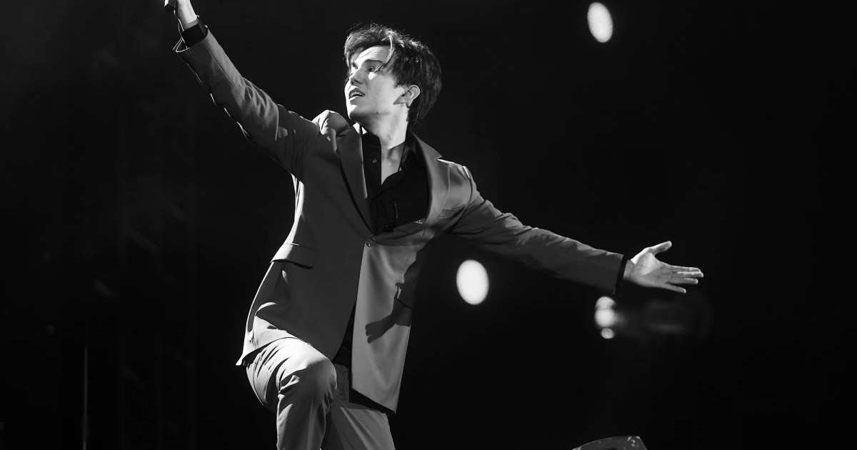 «Өмірлік ұстанымы бойынша». Әкесі Димашты саясатқа араластырмауды сұрады