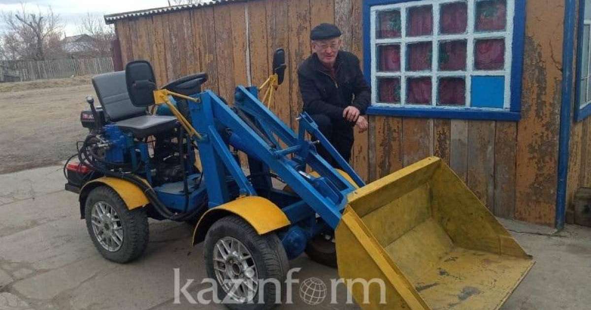 巴甫洛达尔乡村教师自制7辆拖拉机